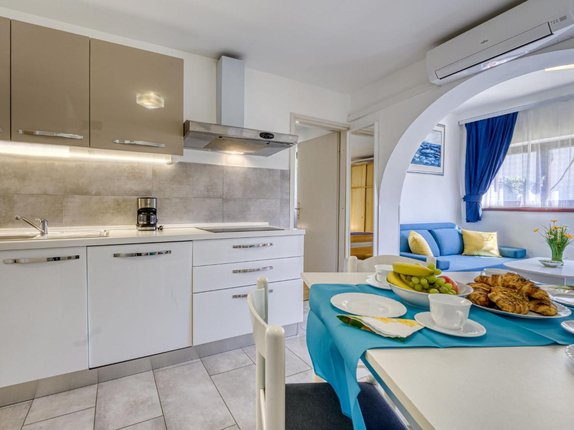 Apartment Jurkovic - Nji100 By Interhome Njivice Exterior photo